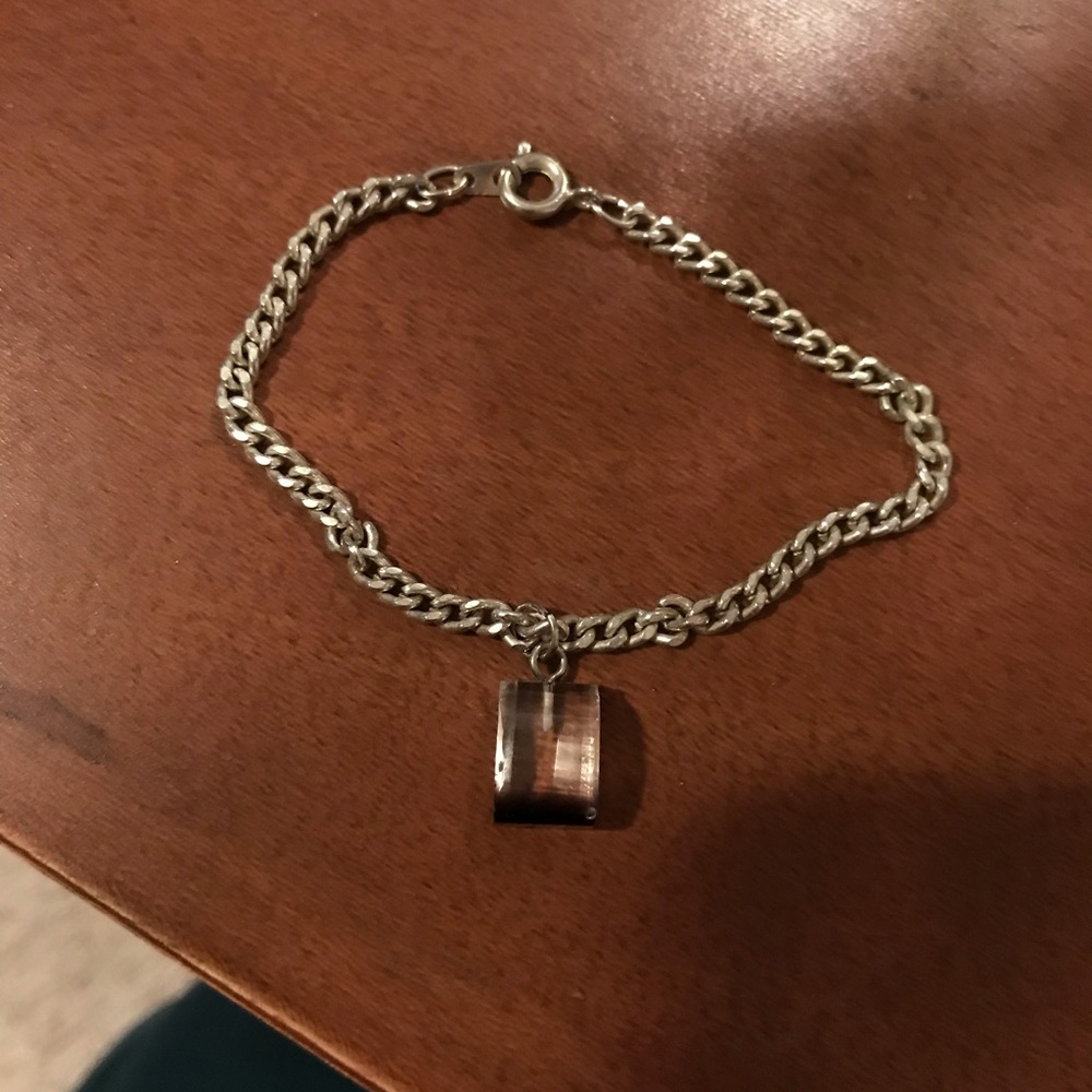 Bracelet w/ Pendant